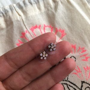 PINK FLOWER post earrings